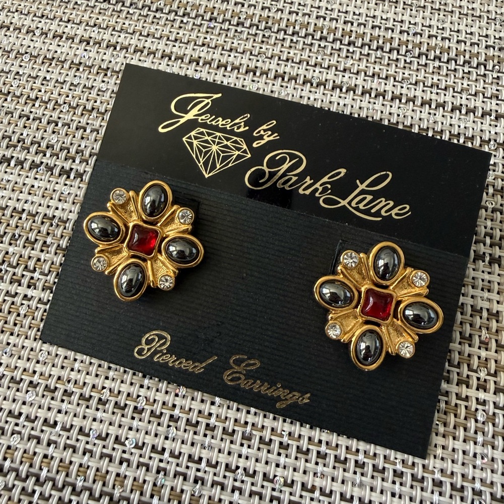 Vintage Jewels by Park Lane pierced Earrings with Red and dark cabochon Accents